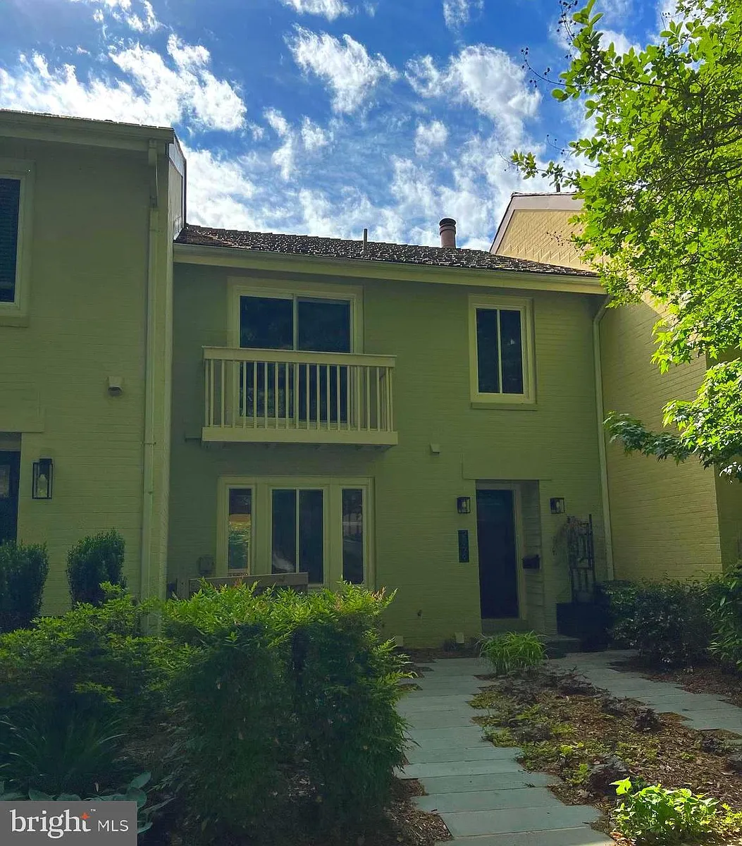 Building Photo - 2029 Chadds Ford Dr