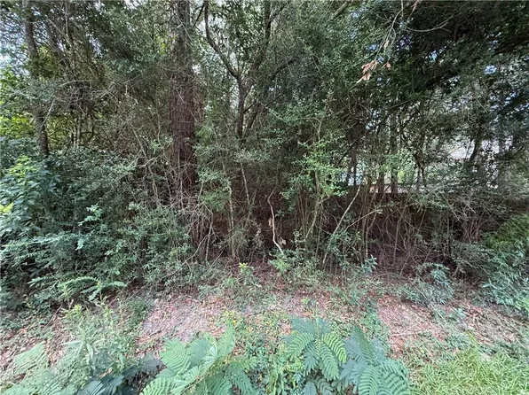 26028 E Birch St, Lacombe, LA 70445