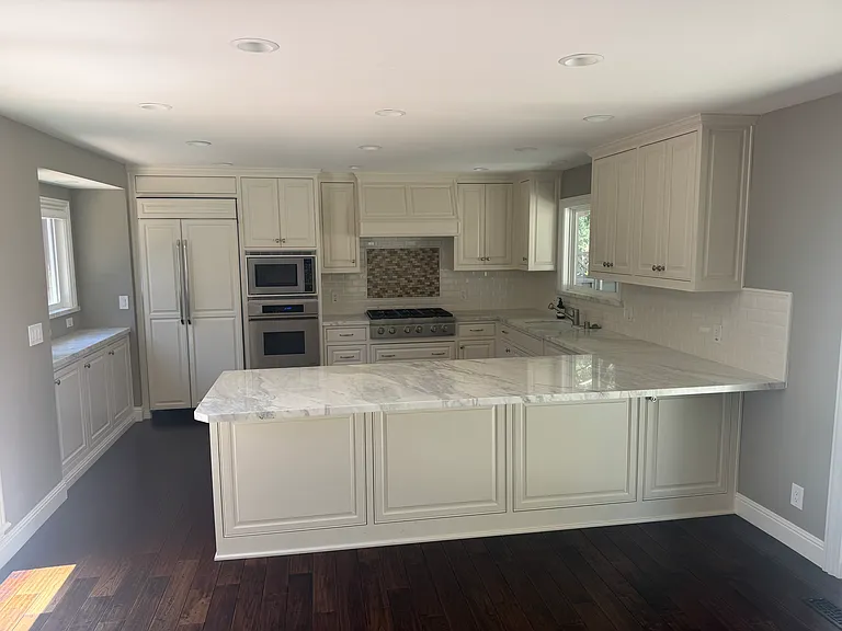 644 Saint George Rd — Photo 6