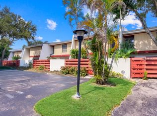 3015 Oaktree Ln #277, Hollywood, FL 33021
