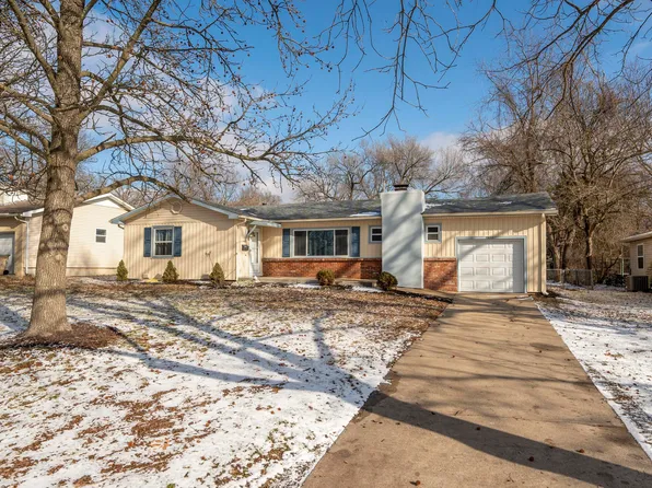 1622 S Catalina Avenue, Springfield, MO 65804
