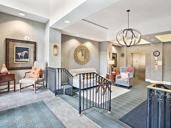 5th image of 44 N Vail Ave APT 612