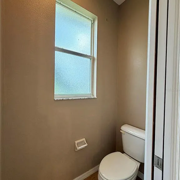1204 S San Mateo Dr — Photo 15
