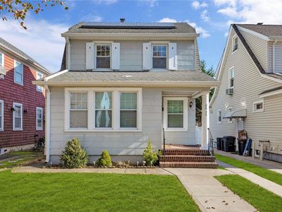 86-25 252nd Street, Jamaica, NY, 11426