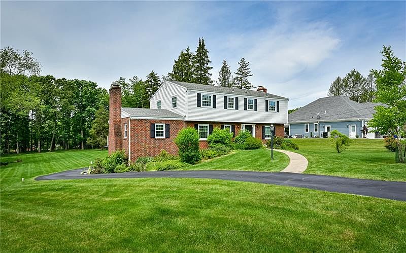 1st image of 9441 Katherine Dr