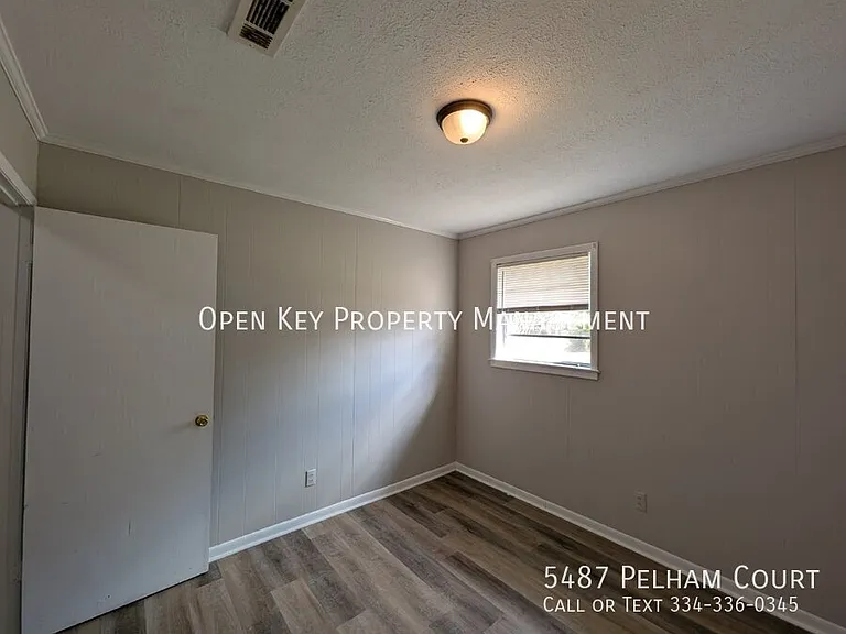 5487 Pelham Ct — Photo 10