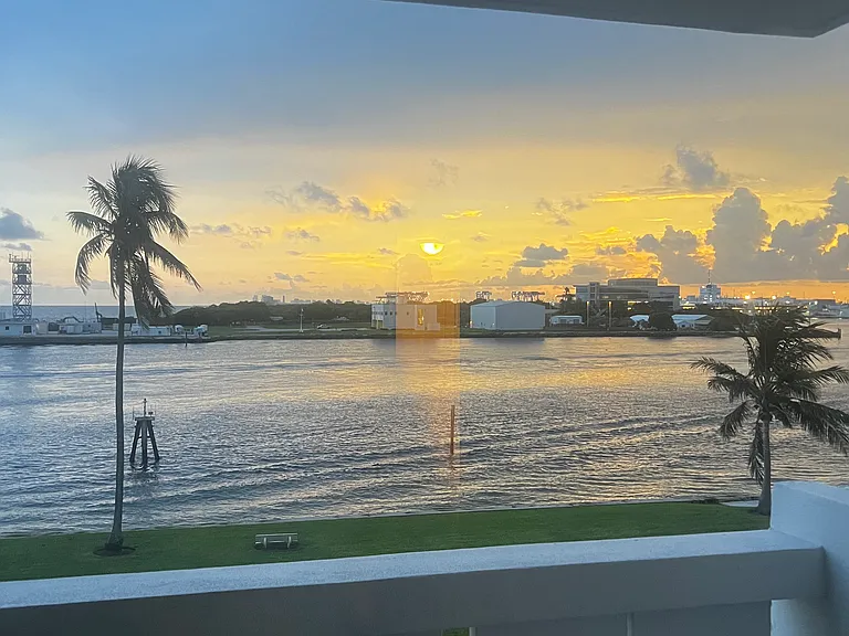 2100 S Ocean Dr #3H — Photo 16