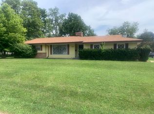 5214 Wardcliff Dr, East Lansing, MI