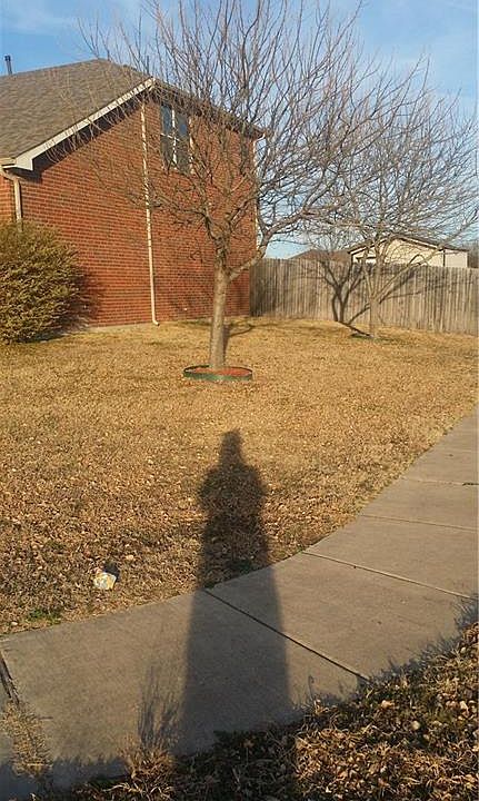 2nd image of 602 Cardwell Dr