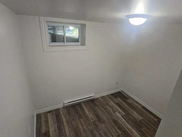 16 Banner Rd #B — Photo 6