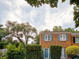 3375 Ardley Ct, Falls Church, VA 22041