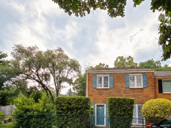 3375 Ardley Ct, Falls Church, VA 22041
