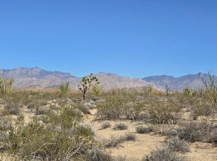 3040 S Castle Butte Rd, Yucca, AZ 86438