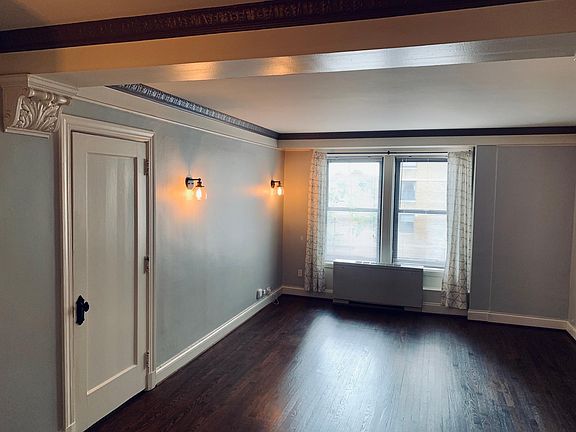 3rd image of 5440 Woodward Ave #322