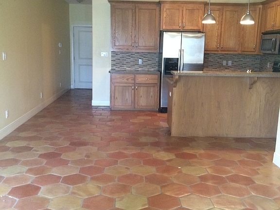 3rd image of 1412 Keeton Ave