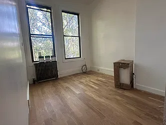 231 Irving Avenue, #3R