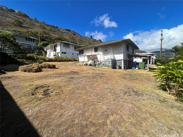 3273 Kilihune Pl, Honolulu, HI 96816
