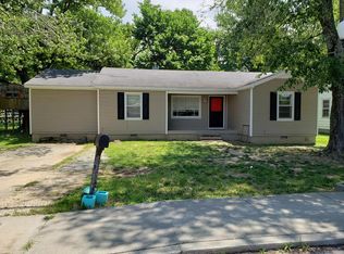 256 Woodlawn Ave, Huntingdon, TN 38344