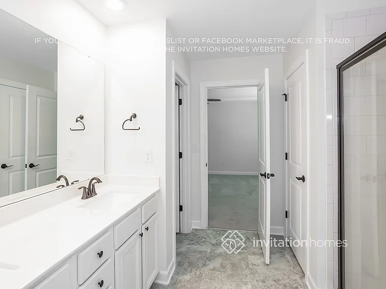 5715 Fenway Dr — Photo 15