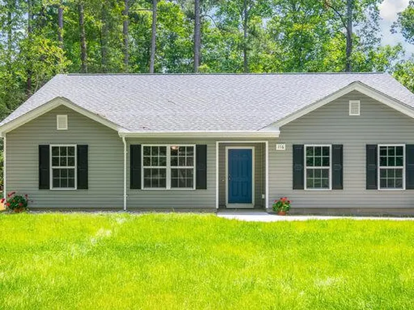 116 Waters Edge Drive, Chocowinity, NC 27817