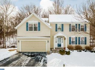 210 Highgrove Ln, Aston, PA 19014