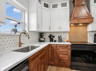 4210 Shocker Rd, Cedar Falls, IA 50613