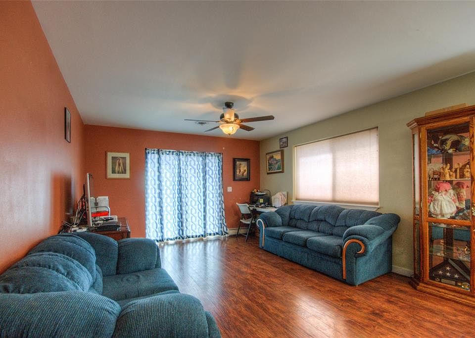 1st image of 1410 Wineglass Ln