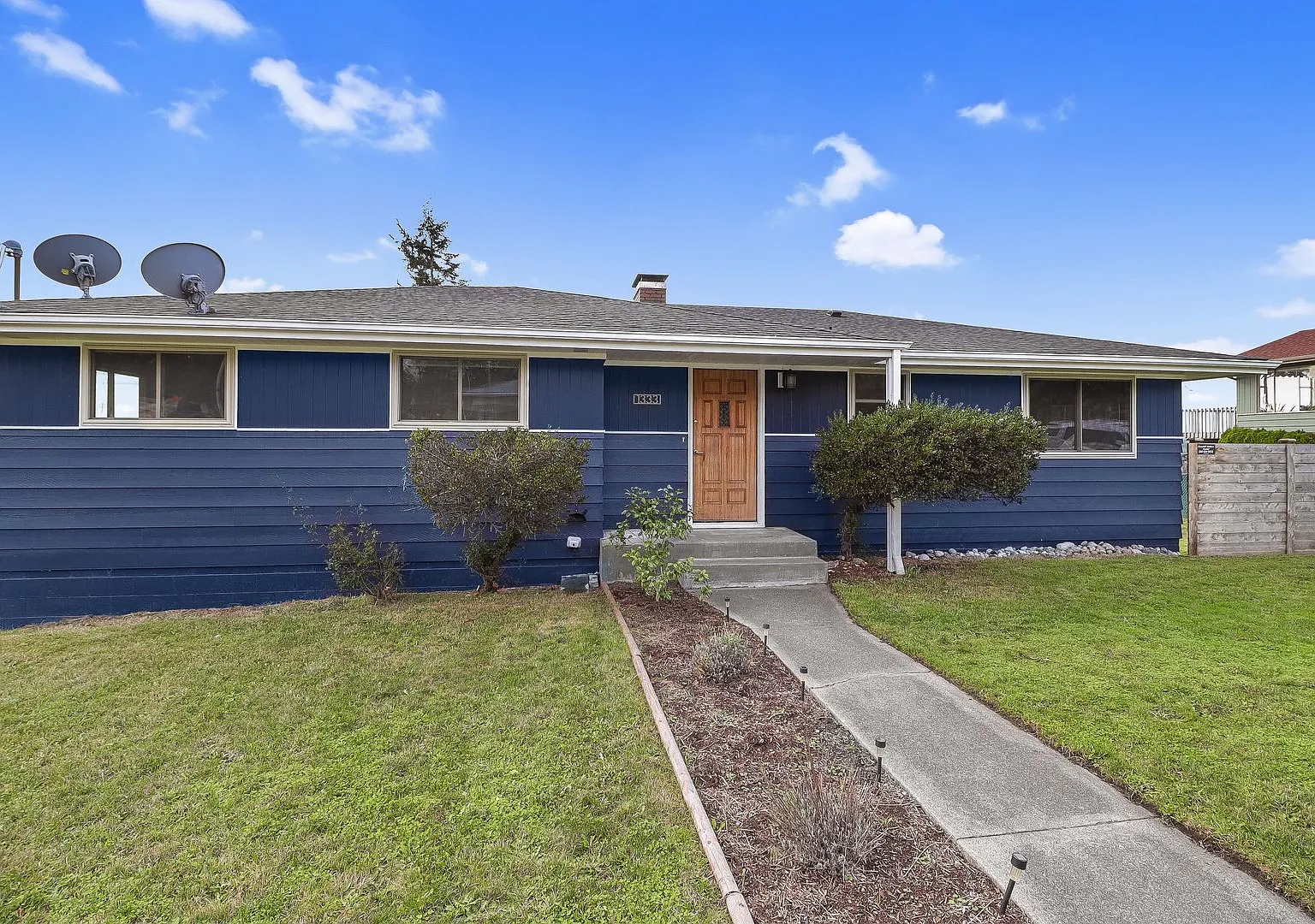3 Bed 2 Bath home — Photo 1