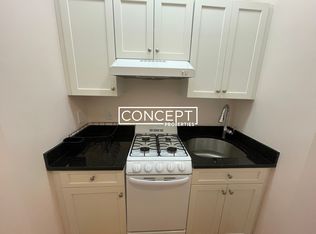 219A Commonwealth Ave #15A, Chestnut Hill, MA 02467