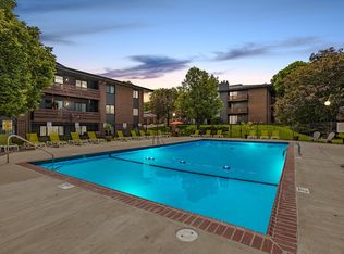9510 Park Dr #8-105, Omaha, NE 68127