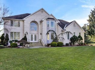 62 Shilling Rd, Manalapan, NJ 07726