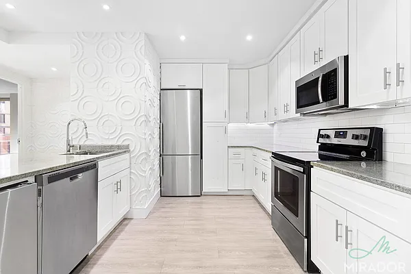 Rented by Mirador Real Estate | media 65