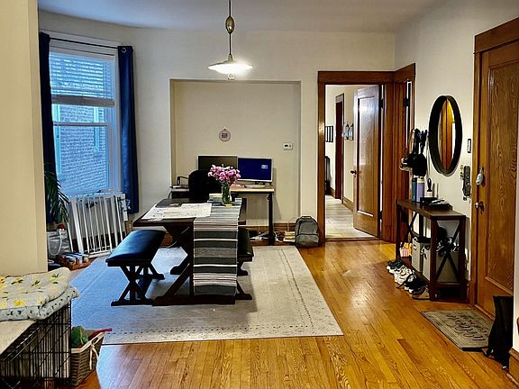 4th image of 4242 N Damen Ave