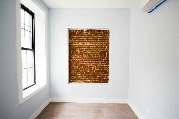 Rented by Premier Metro Realty Corp | media 11