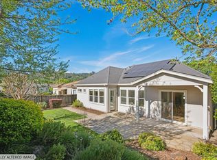 9216 Oak Trail Cir, Santa Rosa, CA 95409
