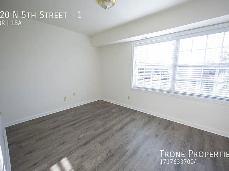 1-220 N 5th St #1 — Photo 6