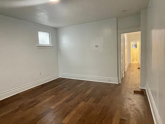 2nd image of 1909 State St Floor 1