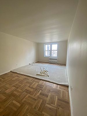 5th image of 75-18 Woodside Ave #3B
