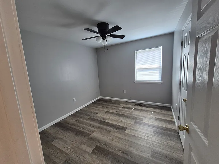 608 N Lime St — Photo 7