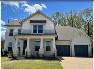 488 Laurel Park Dr, Collierville, TN 38017