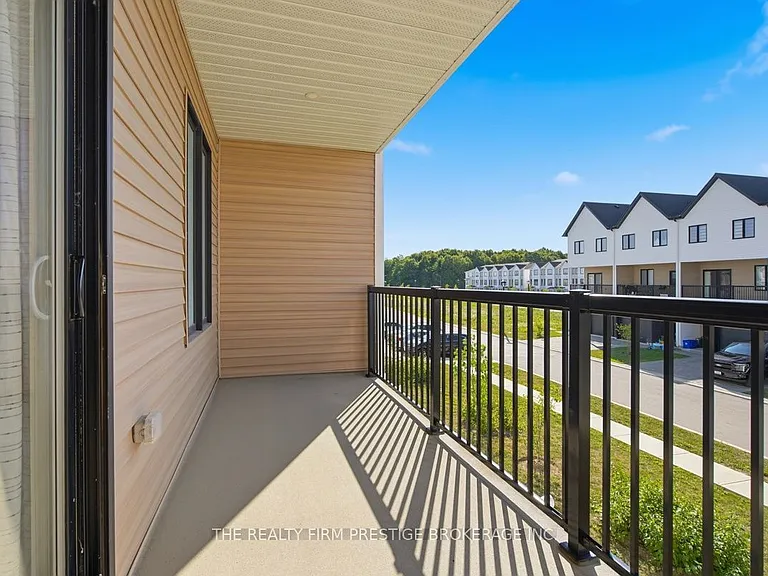 1595 Capri Cres #28 — Photo 15