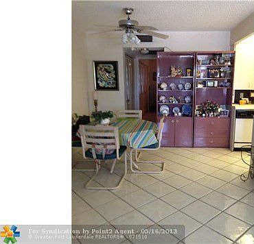 5th image of 1112 Newport Dr #U
