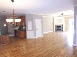 10212 Beverly St, Overland Park, KS 66207