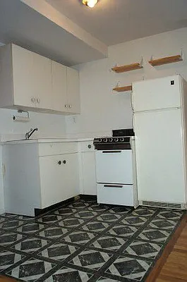 Rented by Tower Brokerage | media 18