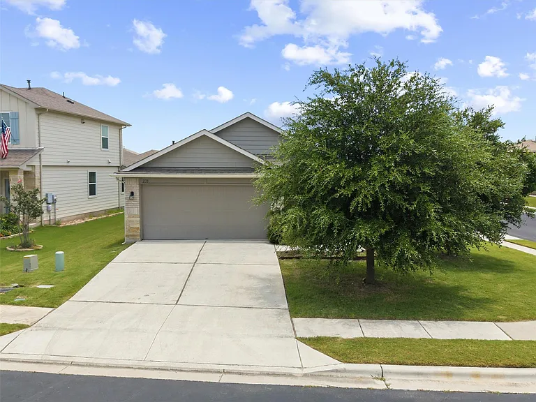 233 Baron Creek Trl — Photo 2
