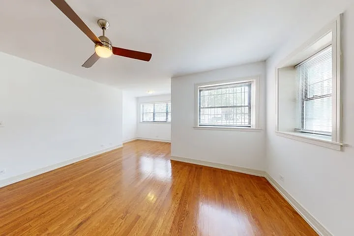 5234-5244 S. Ingleside Avenue — Photo 12