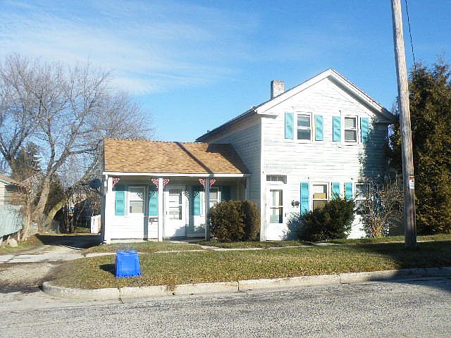 2nd image of 505 Harrison St