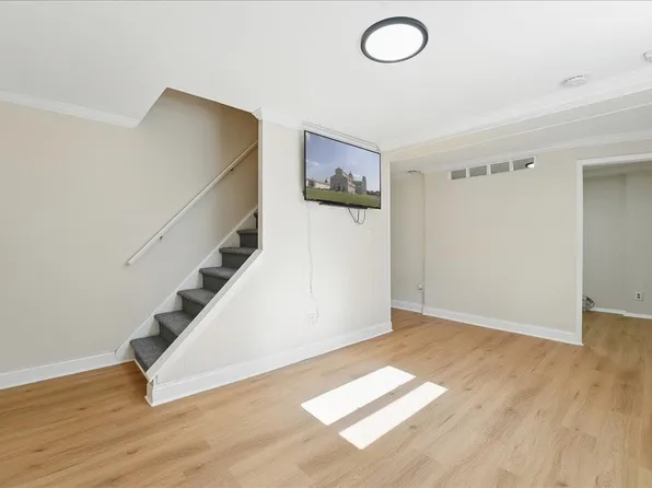 12 Saddlewood Court image 3 of 25