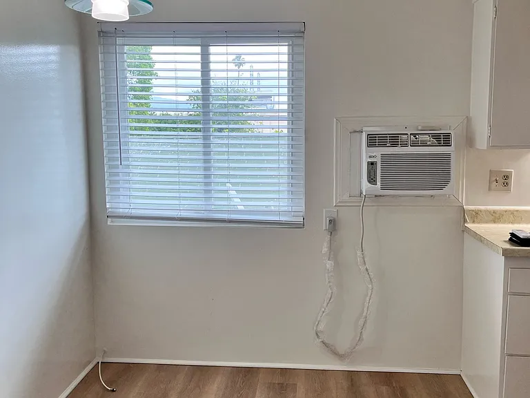 2835 Nina St #11 — Photo 7