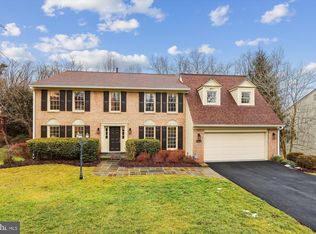 6144 Farver Rd, Mc Lean, VA 22101